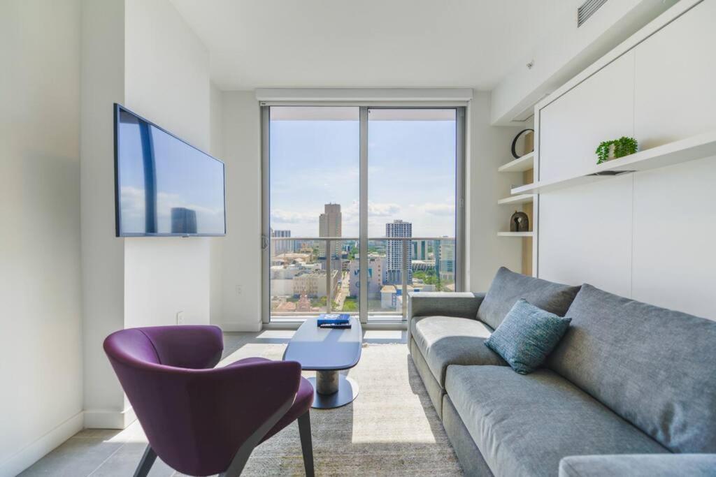 Stylish Stay In The Heart Of Miami - Walk To Bayside & Bayfront Park Zewnętrze zdjęcie