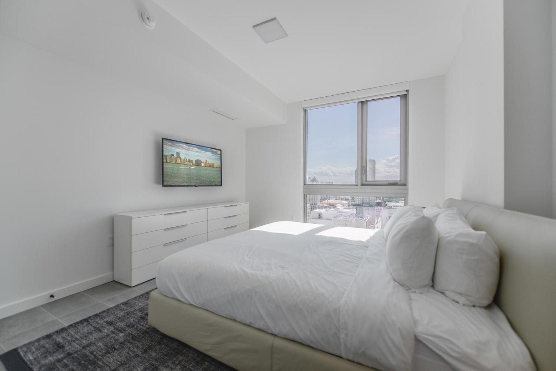 Stylish Stay In The Heart Of Miami - Walk To Bayside & Bayfront Park Zewnętrze zdjęcie