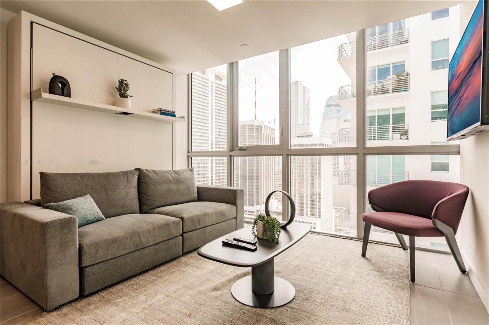 Stylish Stay In The Heart Of Miami - Walk To Bayside & Bayfront Park Zewnętrze zdjęcie